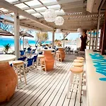 דירה Ostrako Beachside *