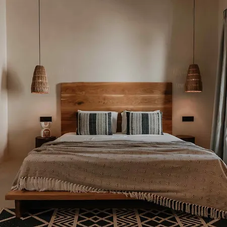 Ostrako Beachside Апартаменты