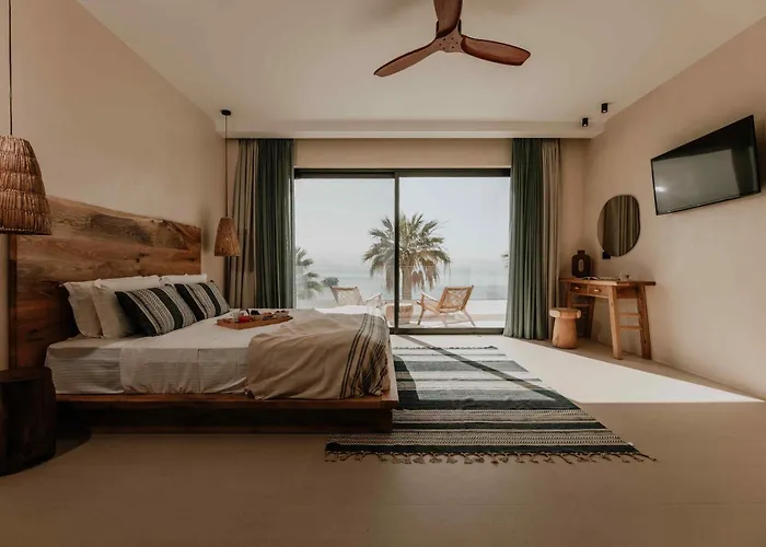 Апартаменты Ostrako Beachside *